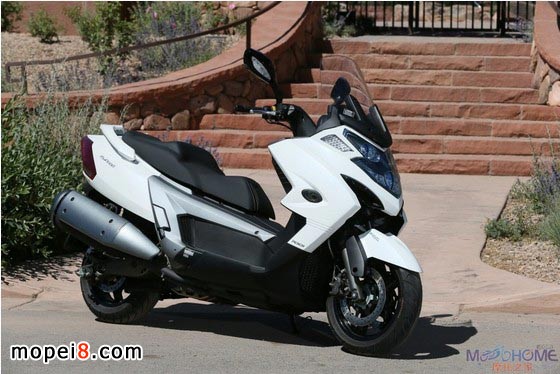 2014_KYMCO MYROAD 700I