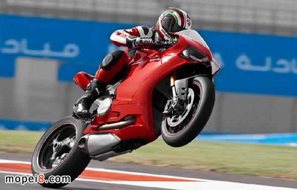 Ducati1199PanigalelәCb侀