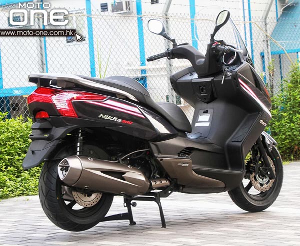 KYMCO Nikita 300-Downtown300i_