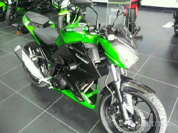 \ՄĦ܇kawasaki 250ccϵиb